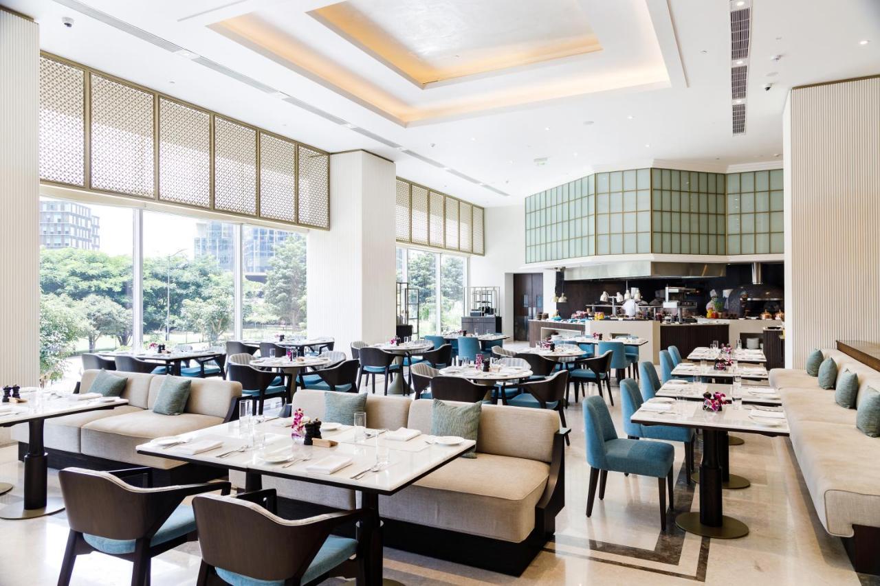 The Leela Bhartiya City Bengaluru Exterior foto