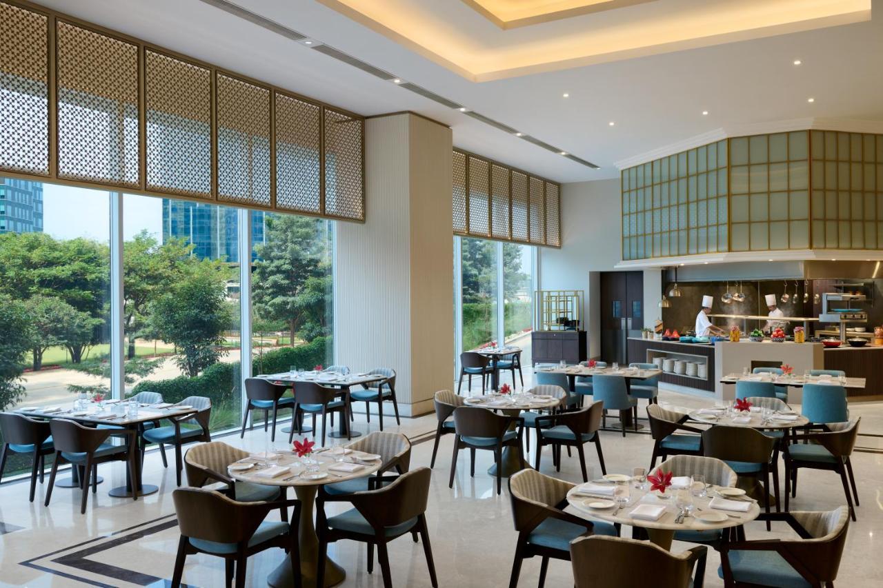 The Leela Bhartiya City Bengaluru Exterior foto